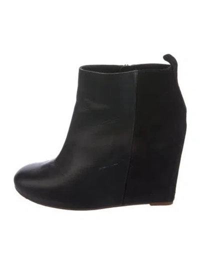 Pre-owned Celine Leather Boots In Black