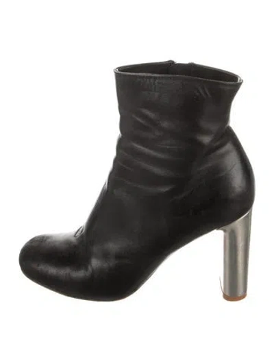 Pre-owned Celine Leather Boots In Black