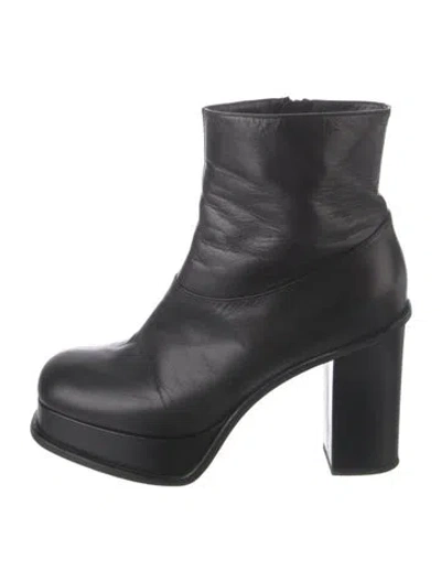 Pre-owned Celine Leather Boots In Black