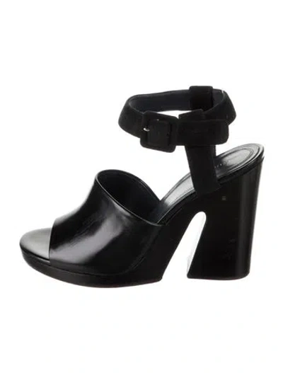 Pre-owned Celine Leather Cutout Accent Sandals In Black