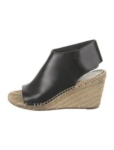 Pre-owned Celine Leather Espadrilles In Black/neutrals