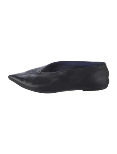 Pre-owned Celine Leather Flats In Black