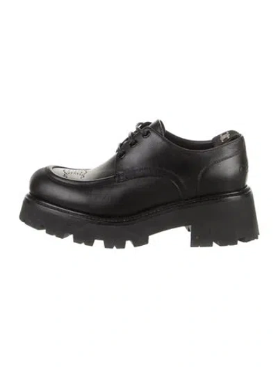 Pre-owned Celine Leather Lasercut Accents Oxfords In Black