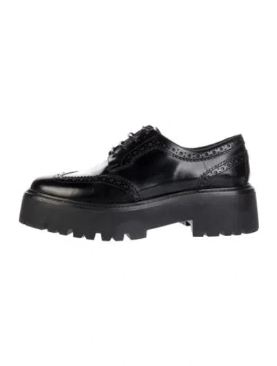 Pre-owned Celine Leather Lasercut Accents Oxfords In Black