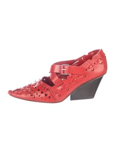 Pre-owned Celine Leather Lasercut Accents Pumps In Red