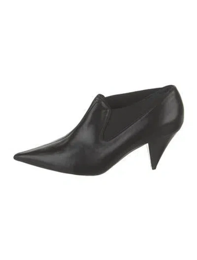 Pre-owned Celine Leather Pumps In Black