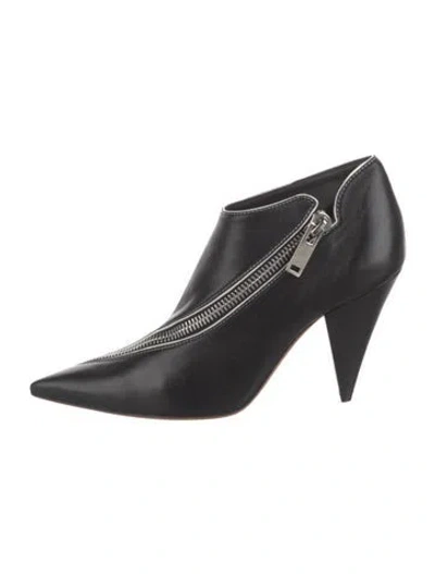 Pre-owned Celine Leather Pumps In Black