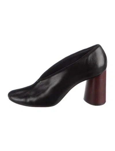 Pre-owned Celine Leather Pumps In Black