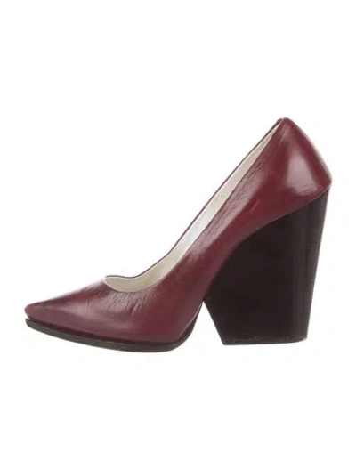 Pre-owned Celine Leather Pumps In Burgundy