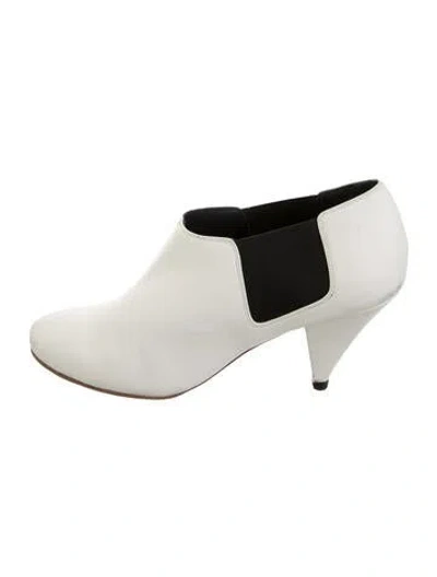 Pre-owned Celine Leather Pumps In White