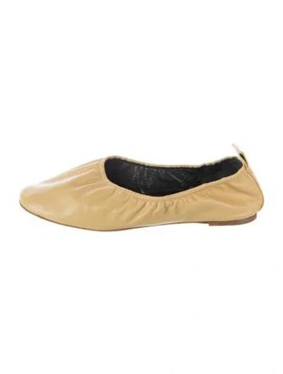 Pre-owned Celine Leather Ruffle Embellishment Ballet Flats In Yellow