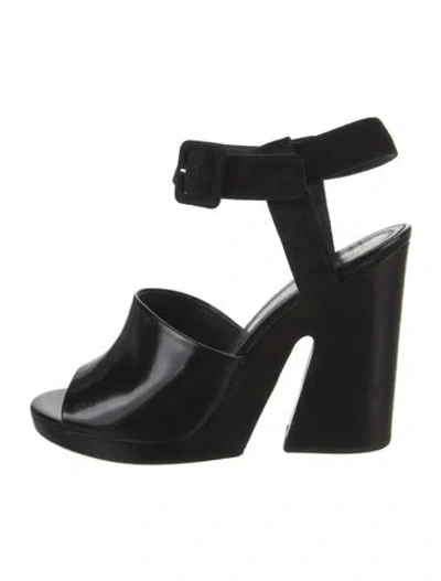 Pre-owned Celine Leather Slingback Pumps In Black