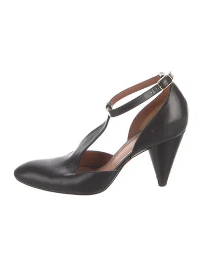 Pre-owned Celine Leather T-strap Pumps In Black