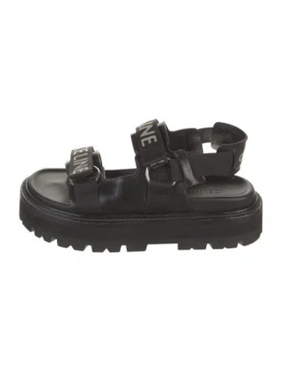 Pre-owned Celine Leo Leather Flats In Black