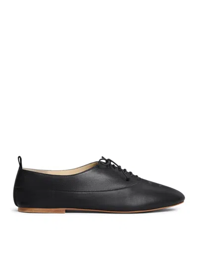 CELINE LISE WITH PERFORATED DETAIL TRIOMPHE RICHELIEU IN LEATHER
