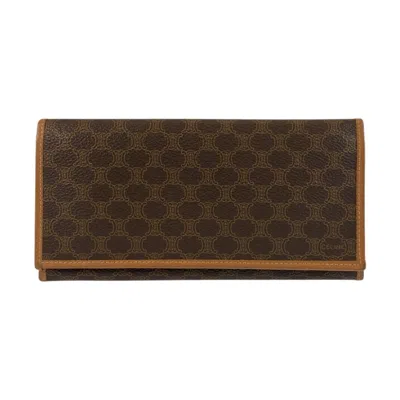 Pre-owned Celine Macadam Brown Pvc Long Wallet (bi-fold) ()