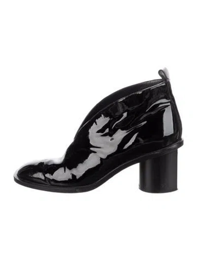 Pre-owned Celine Patent Leather Boots In Black