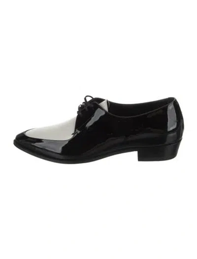 Pre-owned Celine Patent Leather Oxfords In Black