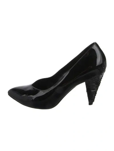 Pre-owned Celine Patent Leather Pumps In Black