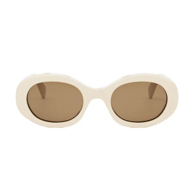 Celine Round Framse Sunglasses In 24e