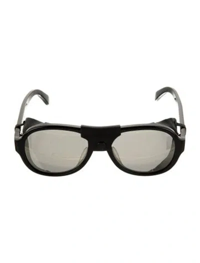 Pre-owned Celine Round Tinted Sunglasses In Black