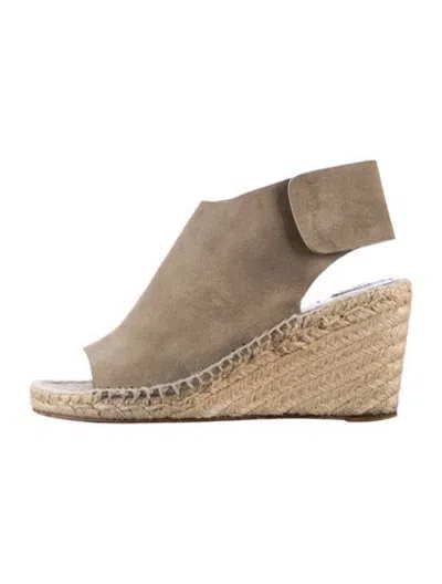 Pre-owned Celine Suede Espadrilles In Grey