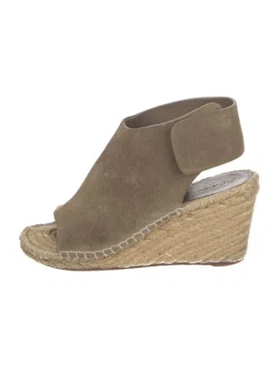 Pre-owned Celine Suede Espadrilles In Neutral