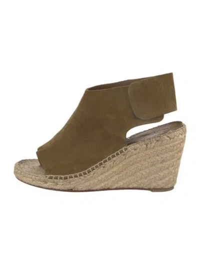 Pre-owned Celine Suede Espadrilles In Neutrals