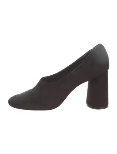 Pre-owned Celine Suede Pumps In Black