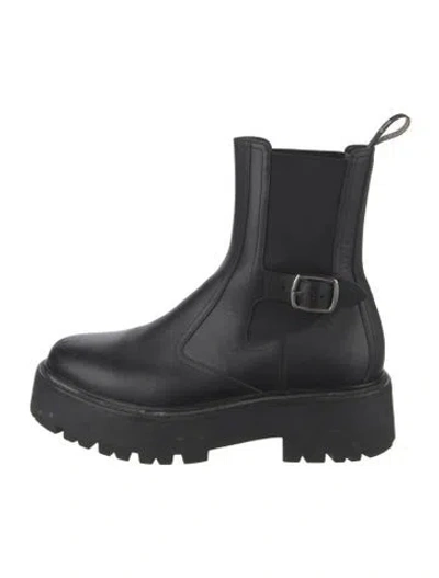 Pre-owned Celine Triomphe Leather Chelsea Boots In Black
