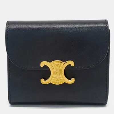 Pre-owned Celine Triumph Black Leather Wallet Ghw