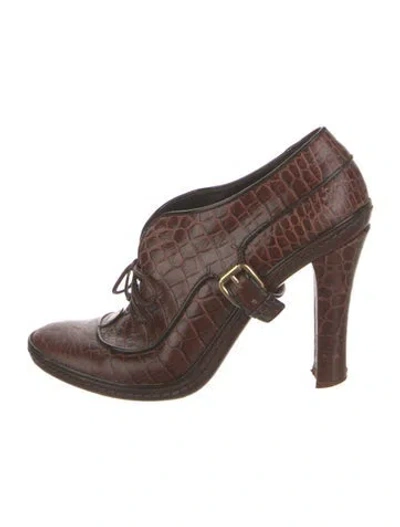 Pre-owned Celine Vintage Embossed Leather Pumps In Brown