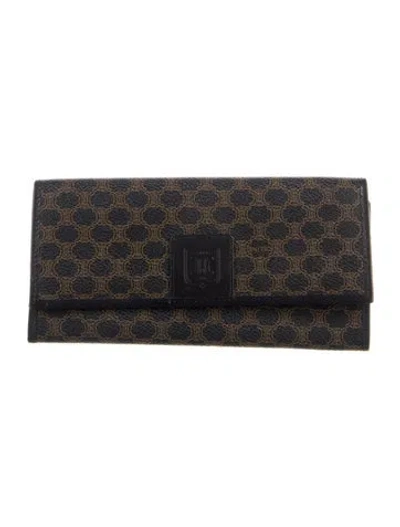 Pre-owned Celine Vintage Macadam Continental Wallet In Black