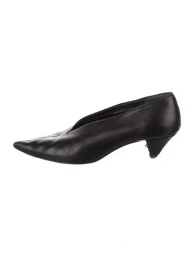 Pre-owned Celine V-neck Leather Pumps In Black