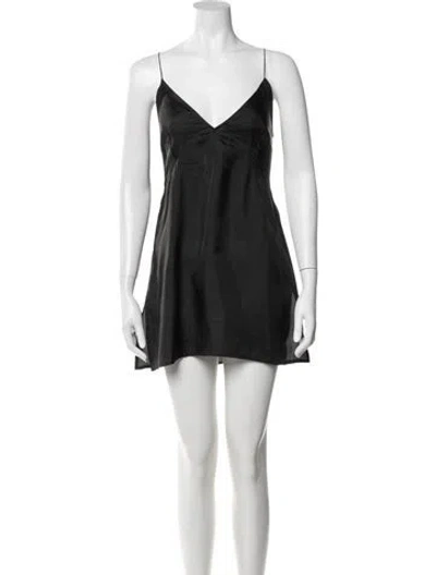 Pre-owned Celine V-neck Sleeveless Top In Black