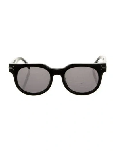 Pre-owned Celine Wayfarer Tinted Sunglasses In Black