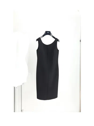 Celine Women Robe Crayon Dos Plongeant In Black