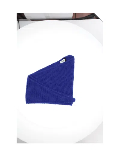 Celine Women Triomphe Beanie In Blue