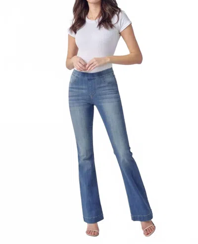 Cello Mid Rise Pull On Flare Jeans In Medium Wash In Blue