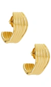 Cendré Cala Earrings In Metallic Gold