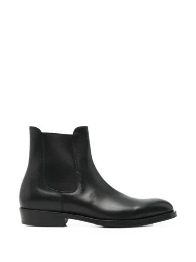 Cenere Leather Chelsea Boots In Black