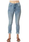 Cenia Fringe Hem Jeans In Light Wash