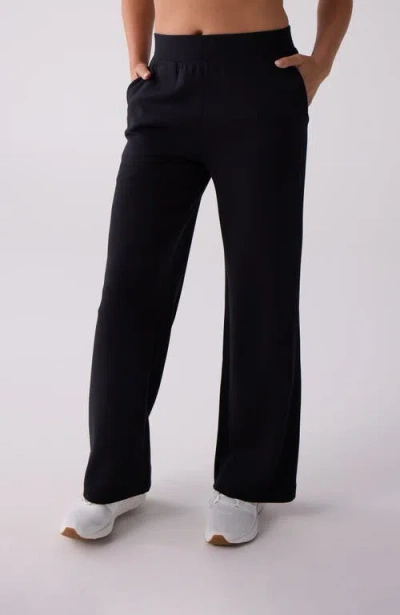 Centerline Athletics Straight Leg Pant In Black