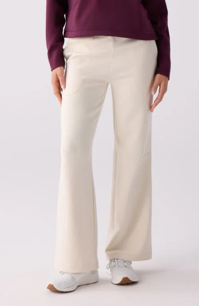 Centerline Athletics Straight Leg Pant In Pink