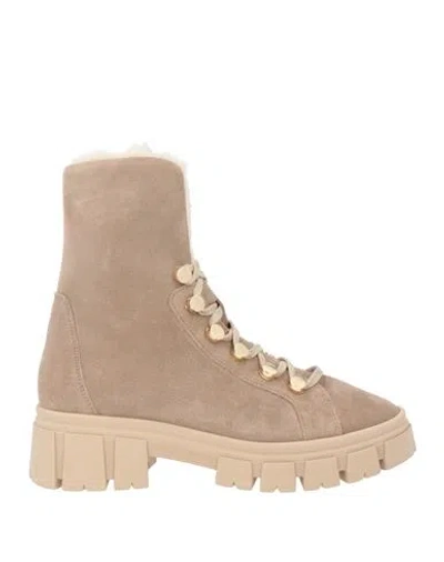 Cerruti 1881 Woman Ankle Boots Beige Size 11 Cow Leather