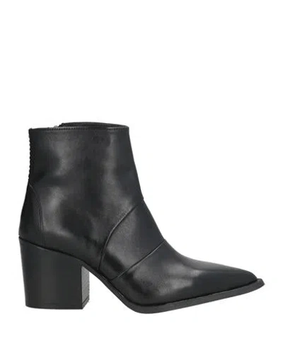 Cerruti 1881 Woman Ankle Boots Black Size 7 Calfskin