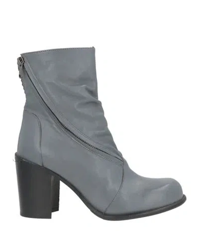 Cerruti 1881 Woman Ankle Boots Grey Size 8 Leather In Gray