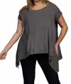 Ces Femme Oversize Asymmetric Hem Knit Top - Plus In Charcoal In Gray