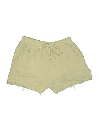 Pre-owned Ces Femme Shorts In Green