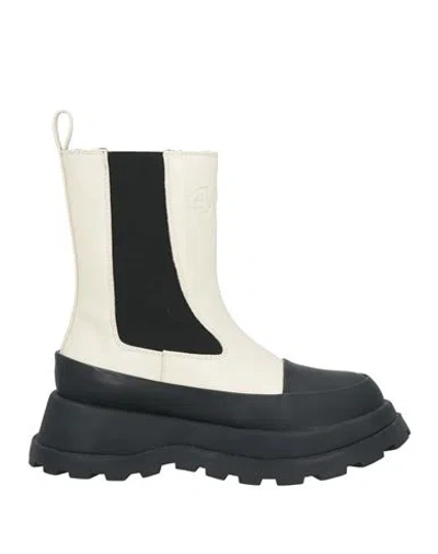 Cesare Paciotti 4us Paciotti 4us Woman Ankle Boots Off White Size 7 Leather, Textile Fibers